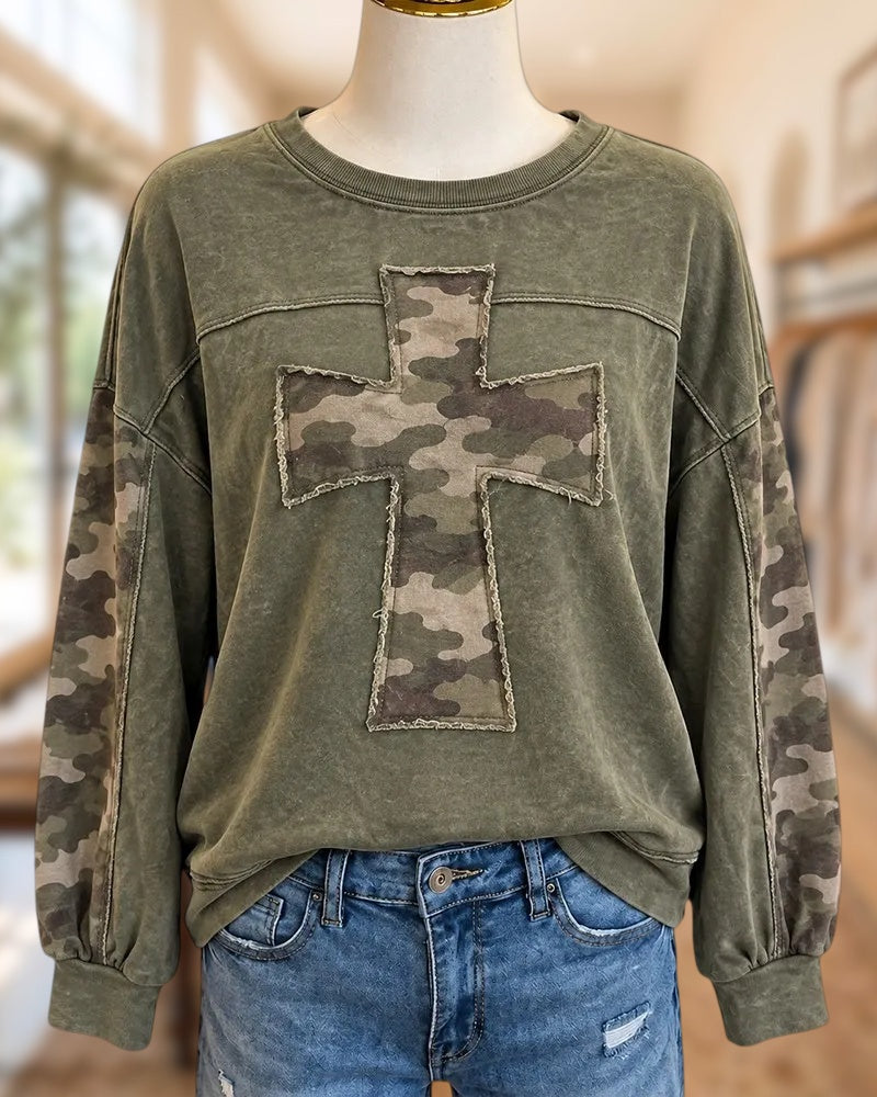 Camo Cross Applique Exposed Seam Long Sleeve Sweatshirt