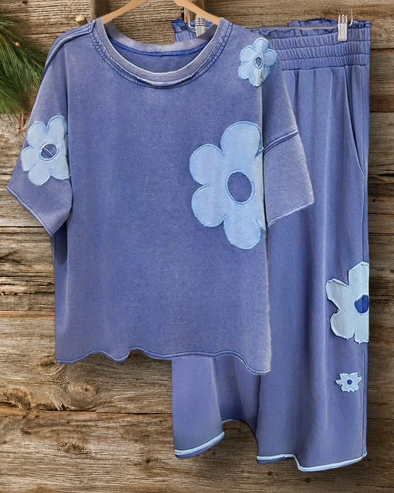 Floral Applique Color Block Relaxed Pant Suit