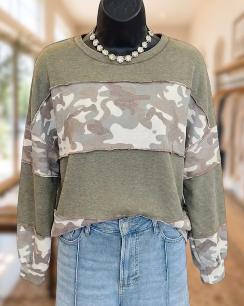 Camo Spliced Exposed Seam Drop Shoulder Loose Casual Sweatshirt