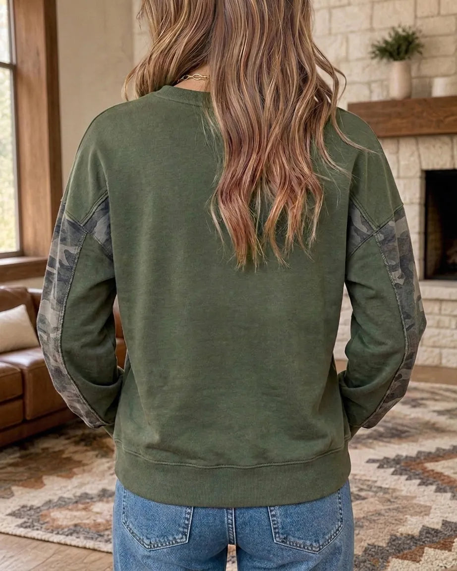 Raw Edge Floral Applique Camo Panel Crew Neck Sweatshirt