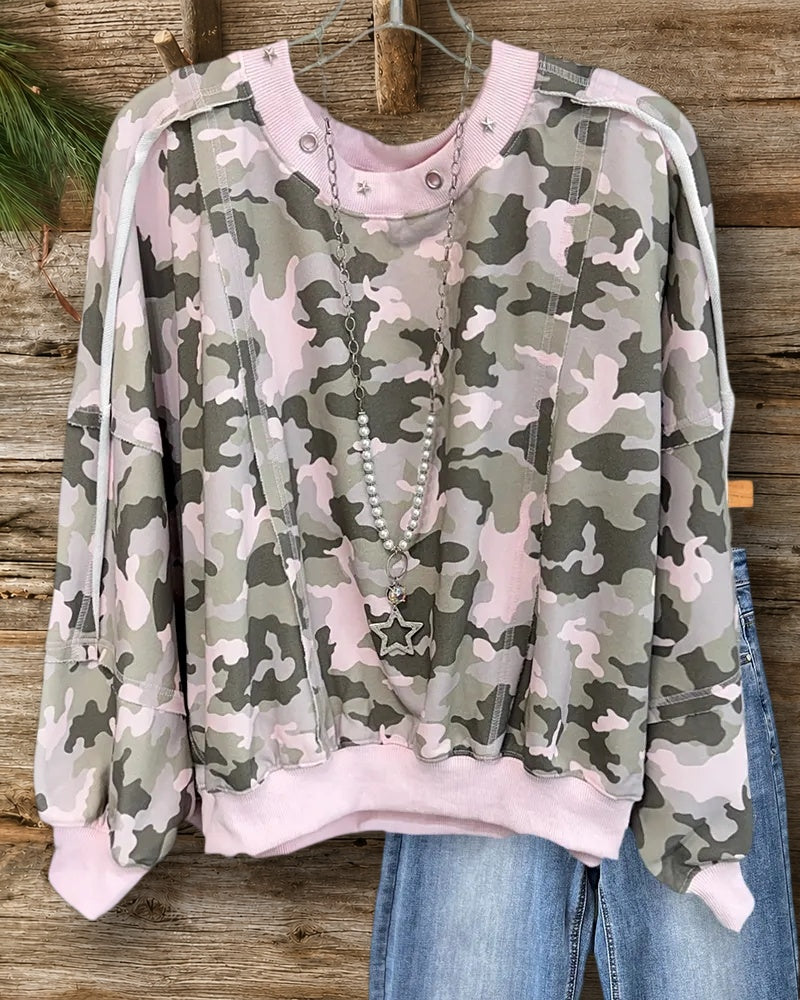 Camo Print Exposed Seam Rib Trim Crew Neck Sweatshirt