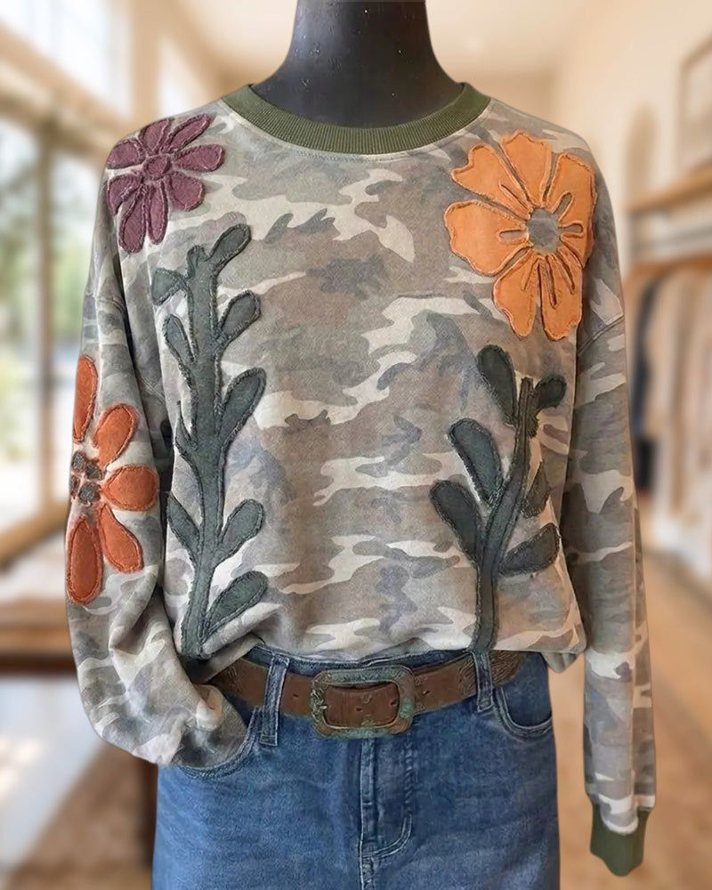 Camo Print Floral Applique Crew Neck Casual Sweatshirt