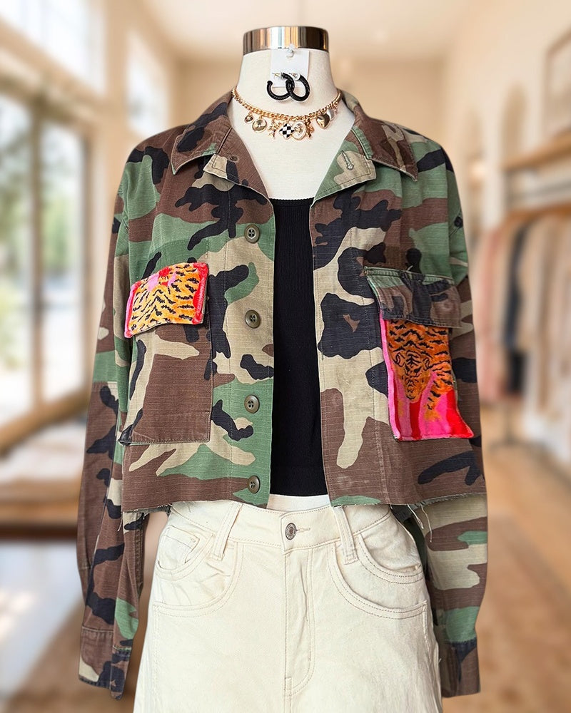 Tiger Print Applique Camouflage Cool Pocket Jacket
