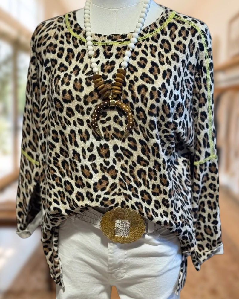 Leopard Print Contrast Stitch 3/4 Sleeve Side Slit Casual Top