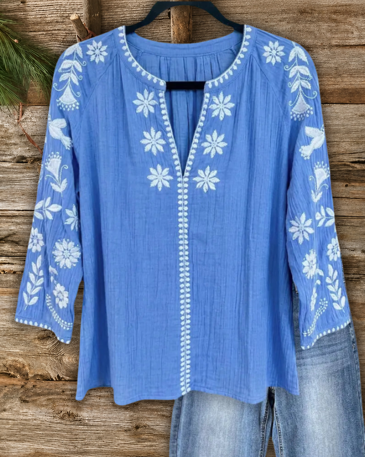 Embroidered Split Neck 3/4 Sleeve Blouse
