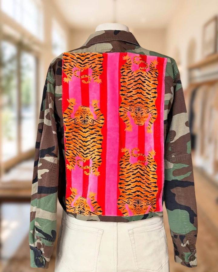 Tiger Print Applique Camouflage Cool Pocket Jacket