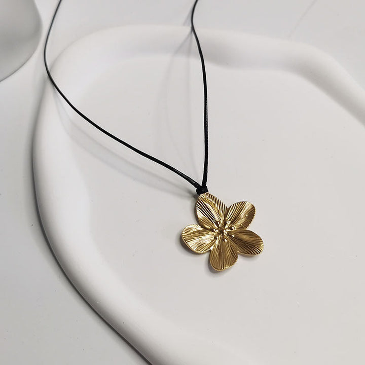 Vintage Petal Pendant Necklace
