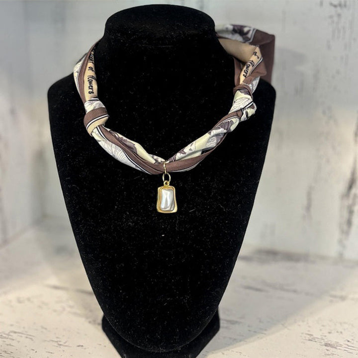 Fashionable And Elegant Silk Ccarf Necklace