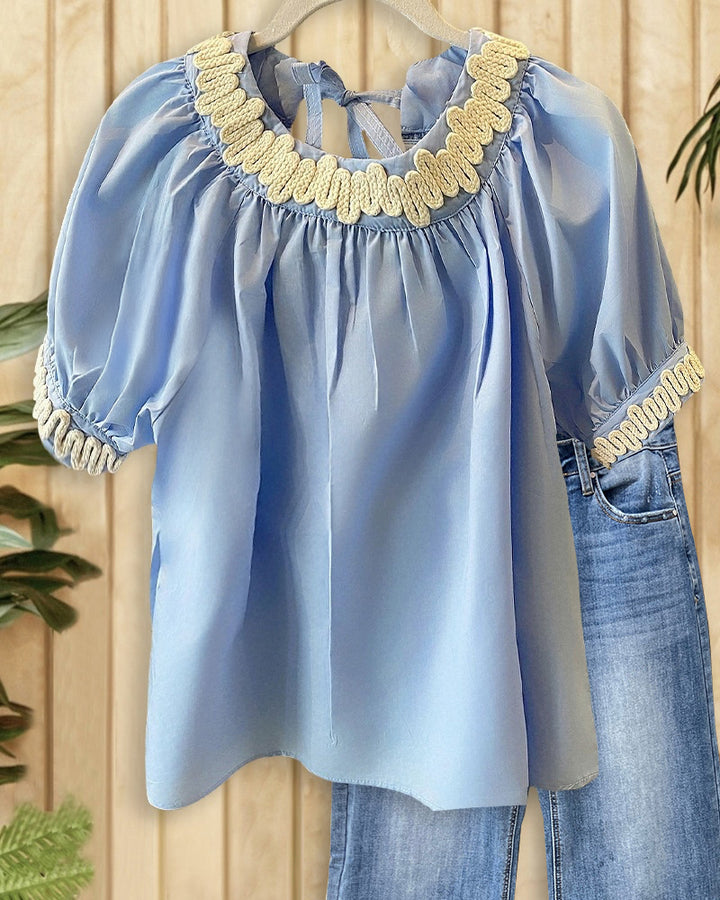 Hit Color Applique Band Chic Round Neck Blouse
