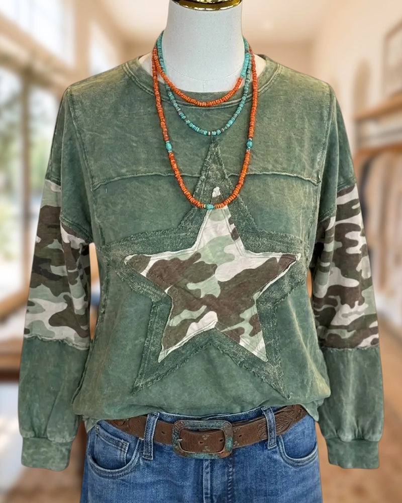 Star Applique Camo Patch Raw Edge Contrast Sleeve Sweatshirt